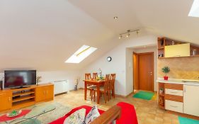 Apartments Mondo